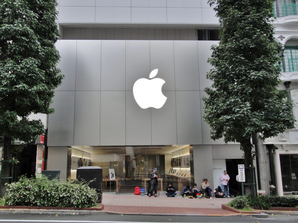 Apple doubles down on AI-powered healthcare, aims to roll out AI health coach, more