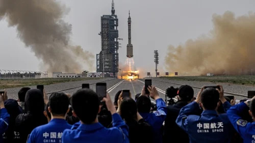 China Launches Shenzhou-16 Mission With 3 Astronauts Bound For Its ...