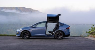 Tesla upgrades Model S and X vehicles in the US